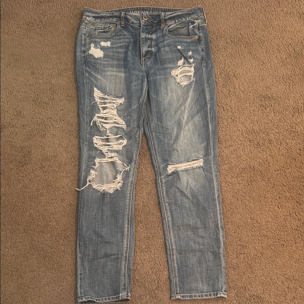 American Eagle Distressed Blue Tomgirl Jeans